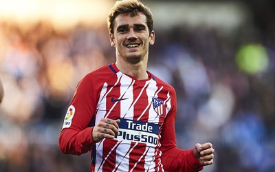 中欧电竞动态-凯恩戴帽创纪录射手王实至名归